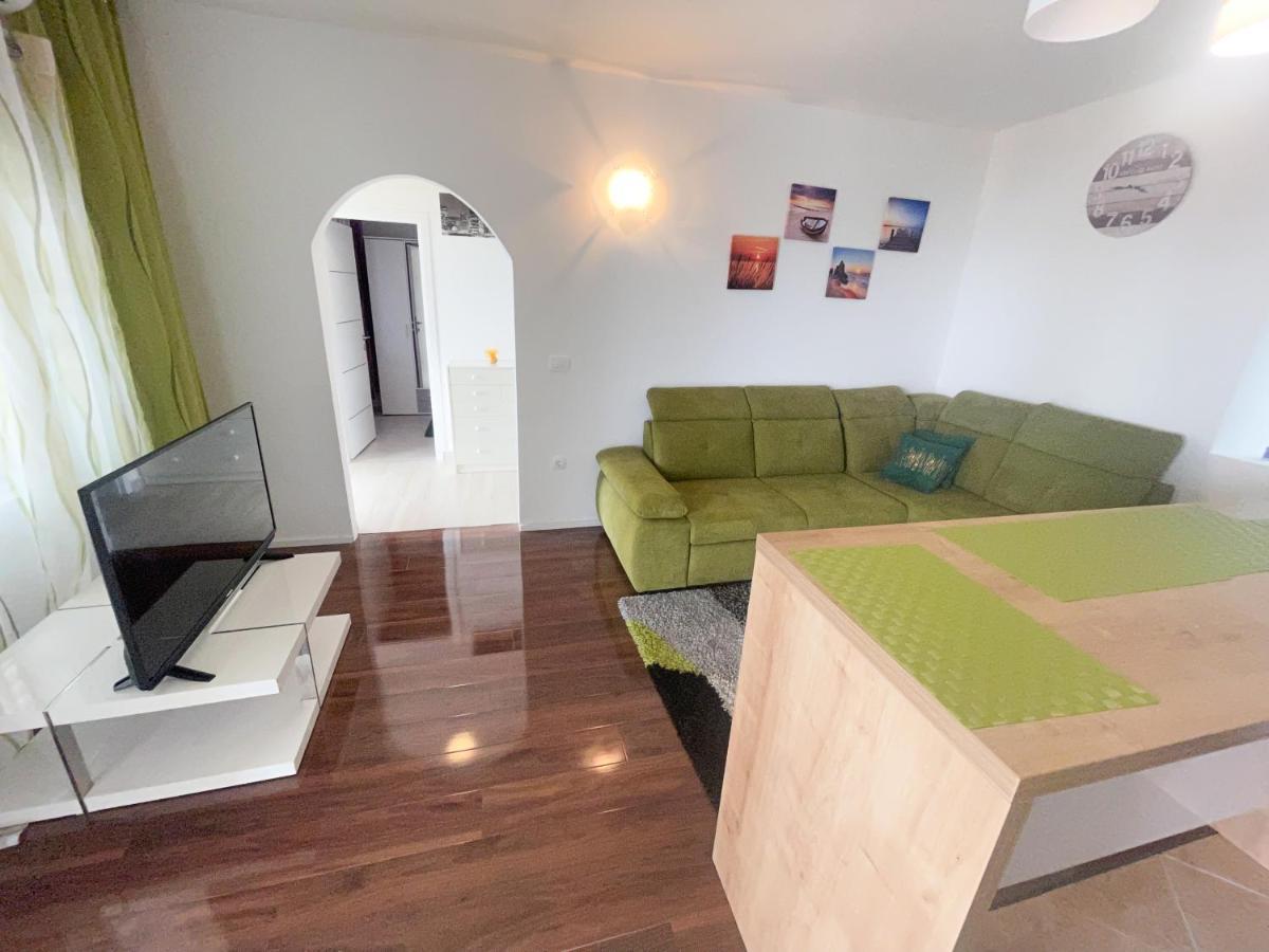 Apartmani Fabijan&Florijan Dramalj Exterior foto